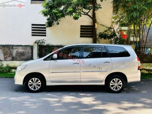 Xe Toyota Innova 2.0G 2015